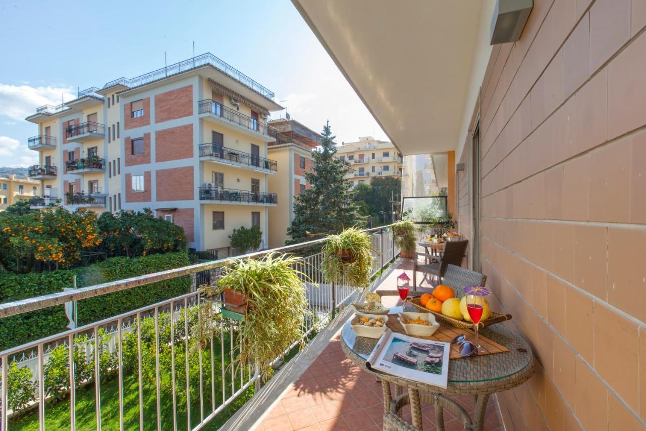 Estate4Home - Casa Rosangela Sorrento Exteriér fotografie